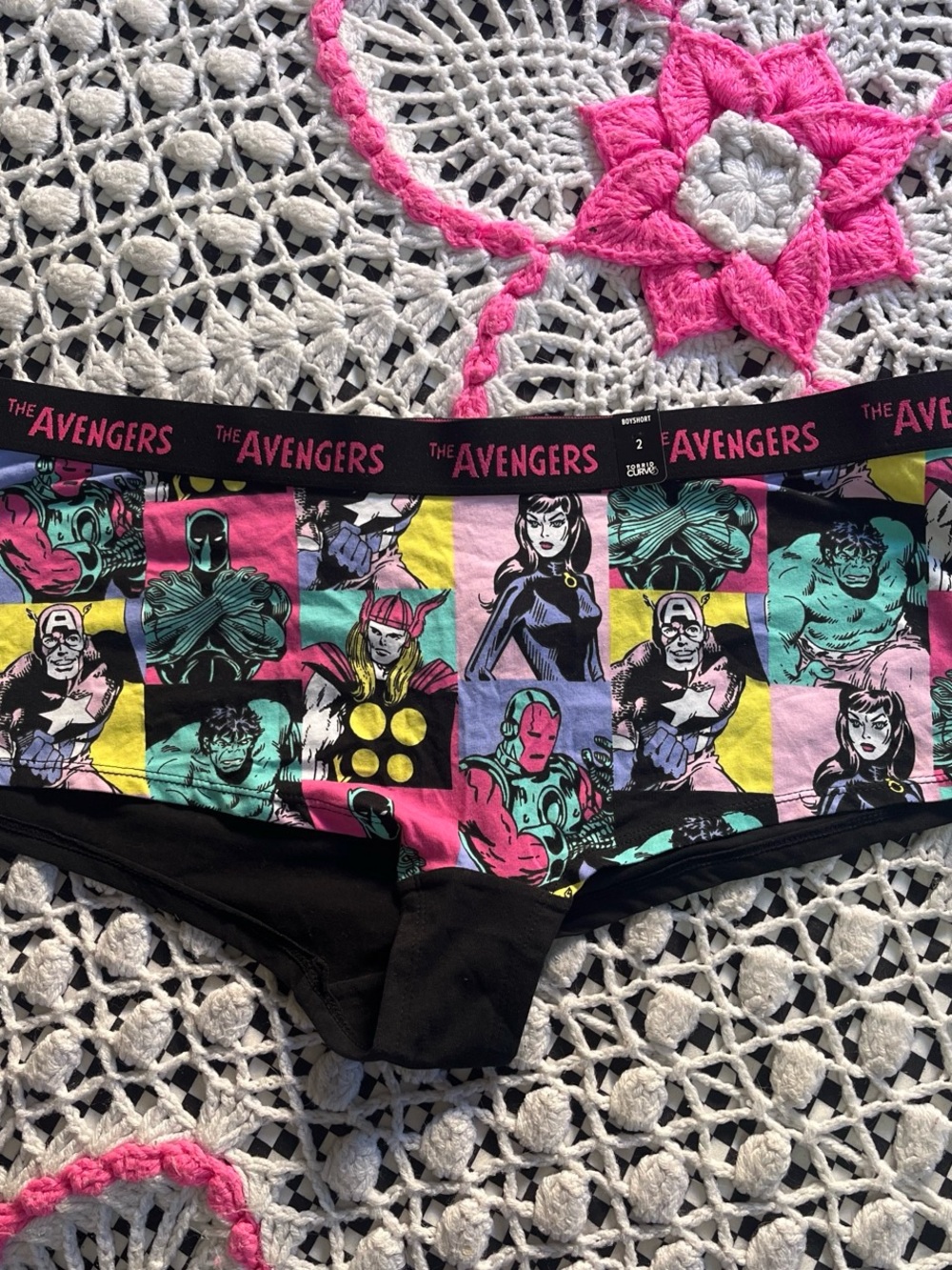 NWT Torrid Pink & Multi Marvel Avengers women’s boy short